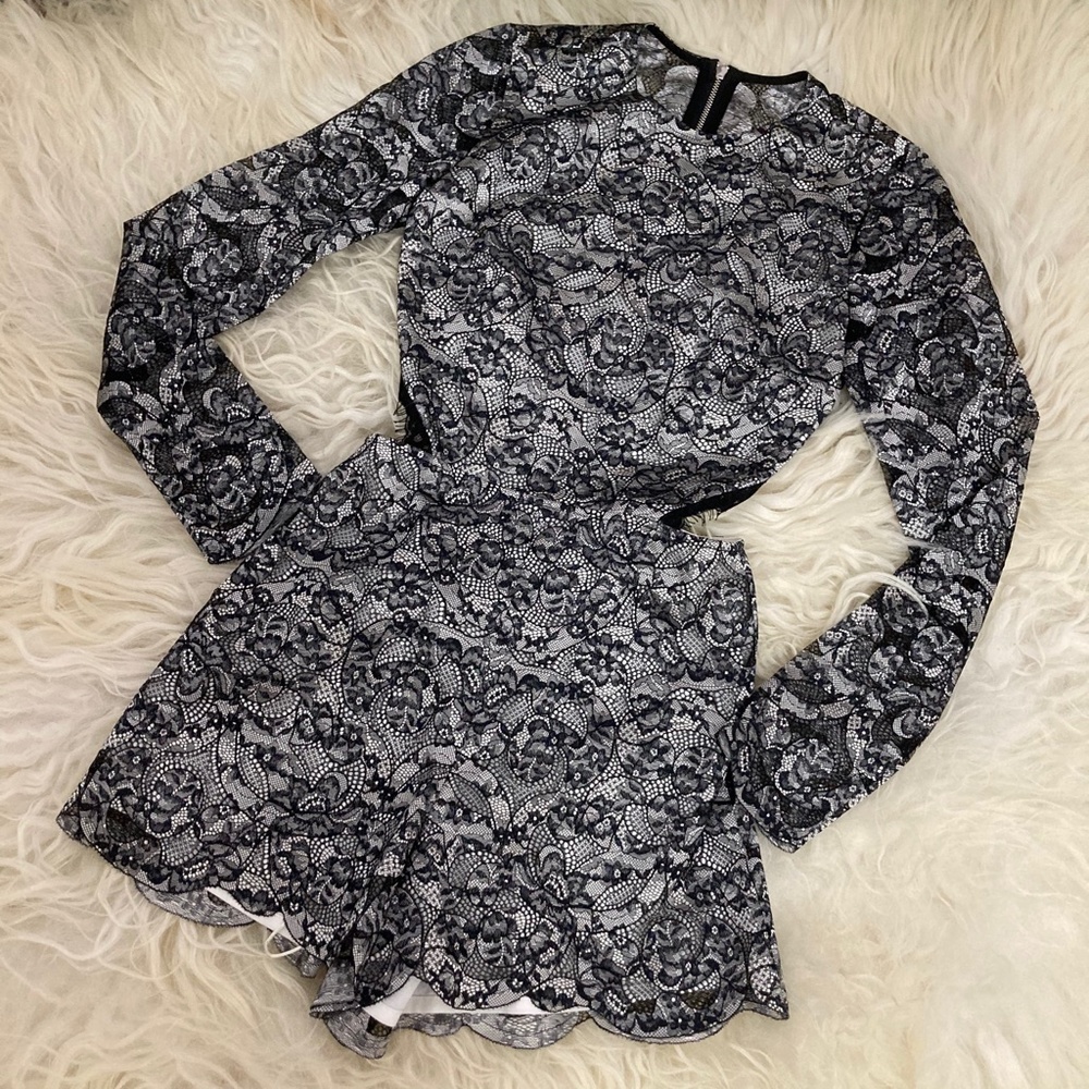 Alexis Deema Open Back Romper 1400 - Picture 3 of 16